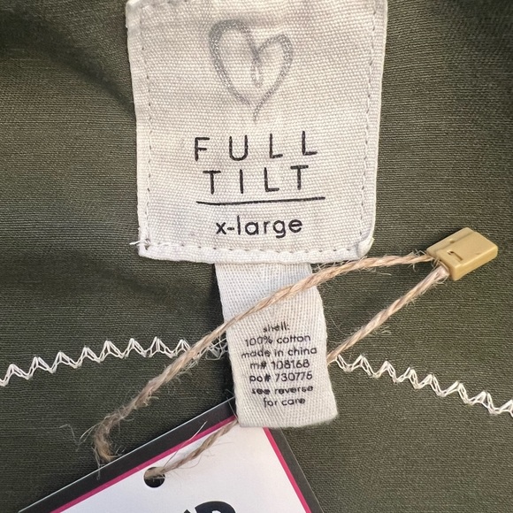 Red Hot Chili Peppers One-of-a-Kind Full Tilt MadAndie Custom Camo Jacket - L - Picture 7 of 7